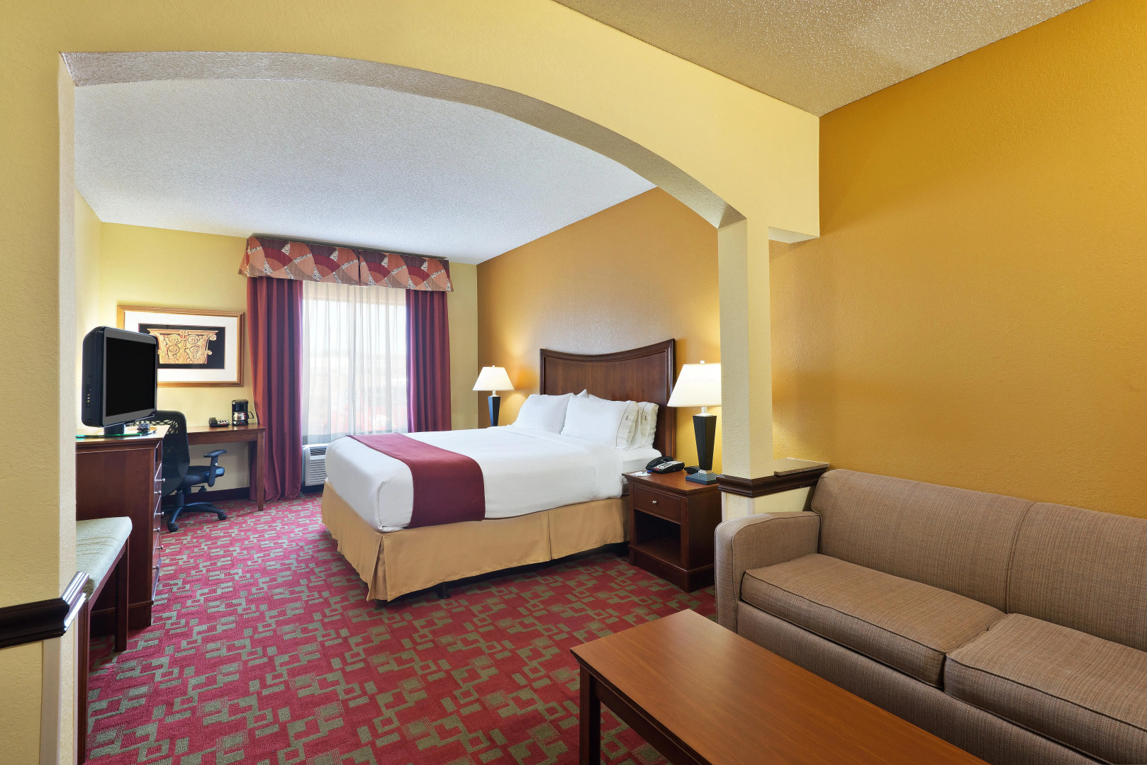 Holiday Inn Express & Suites Little Rock-West by IHG