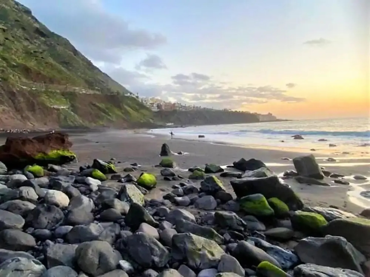 Belvilla by OYO Apartamento en Playa Las Carmenes