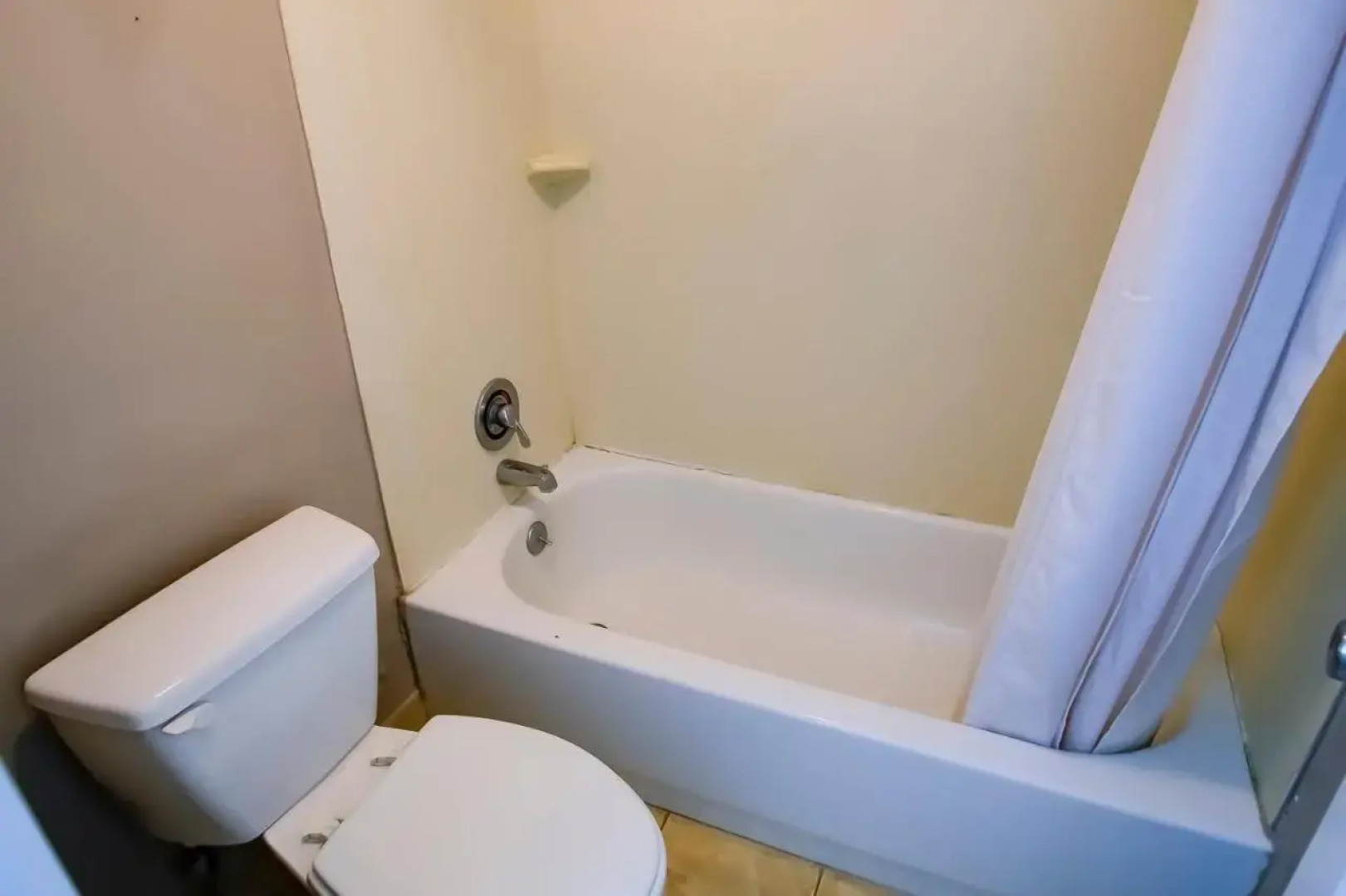 Super 8 Washington/greenville Area