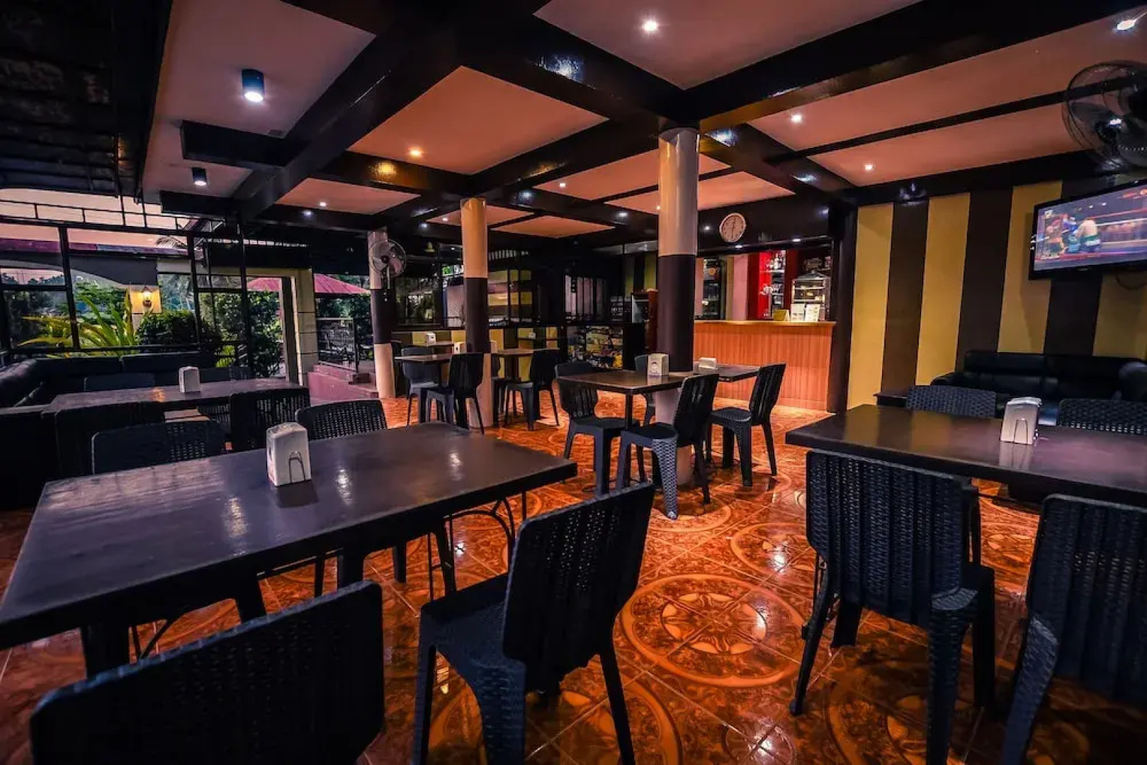 RedDoorz @ La Vista Pensionne Calbayog City