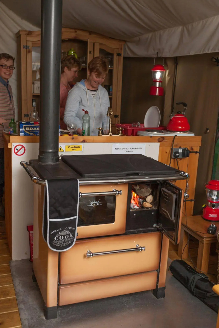 Dawn Chorus Holidays