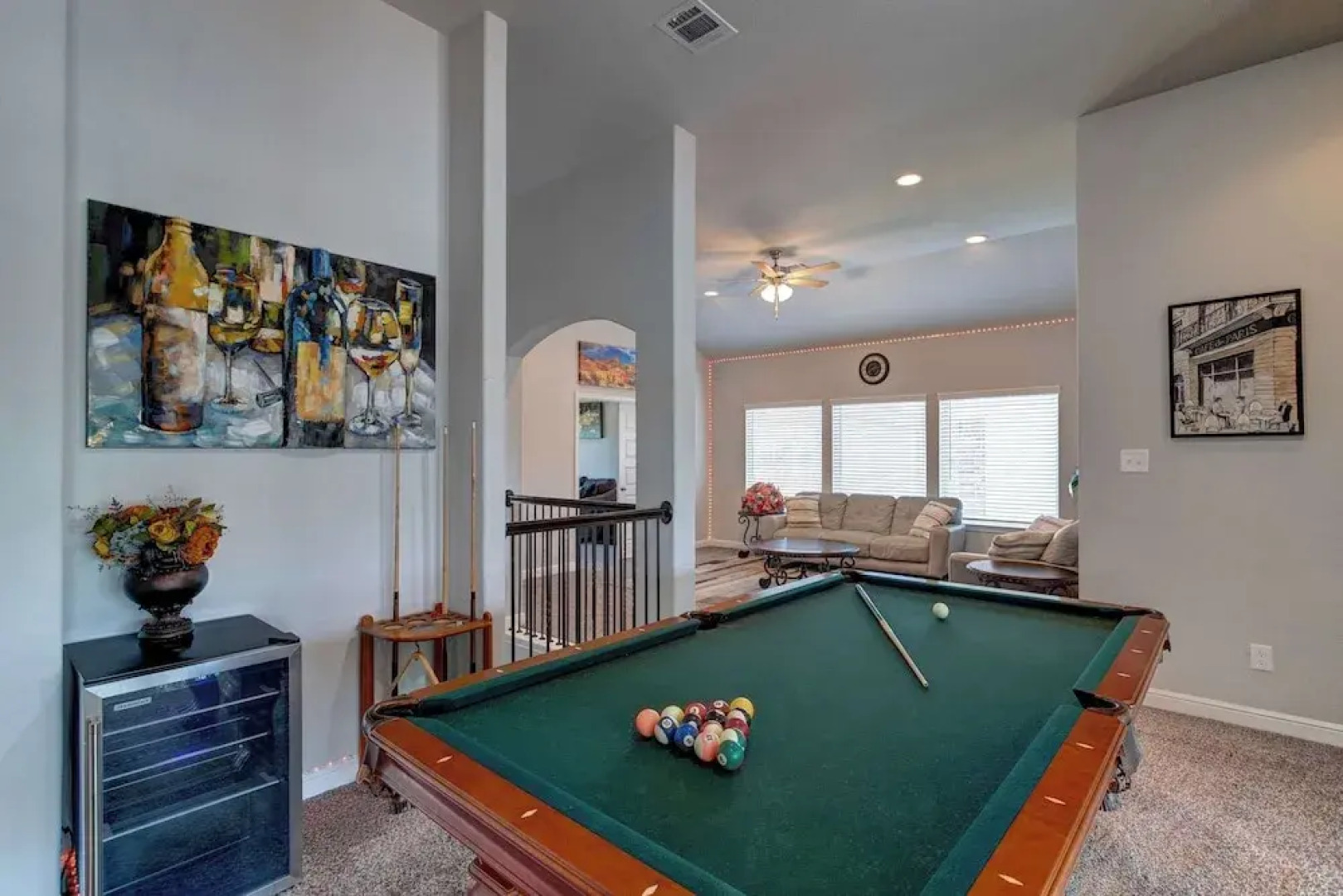 Lakeview Mansion A Chic Estate