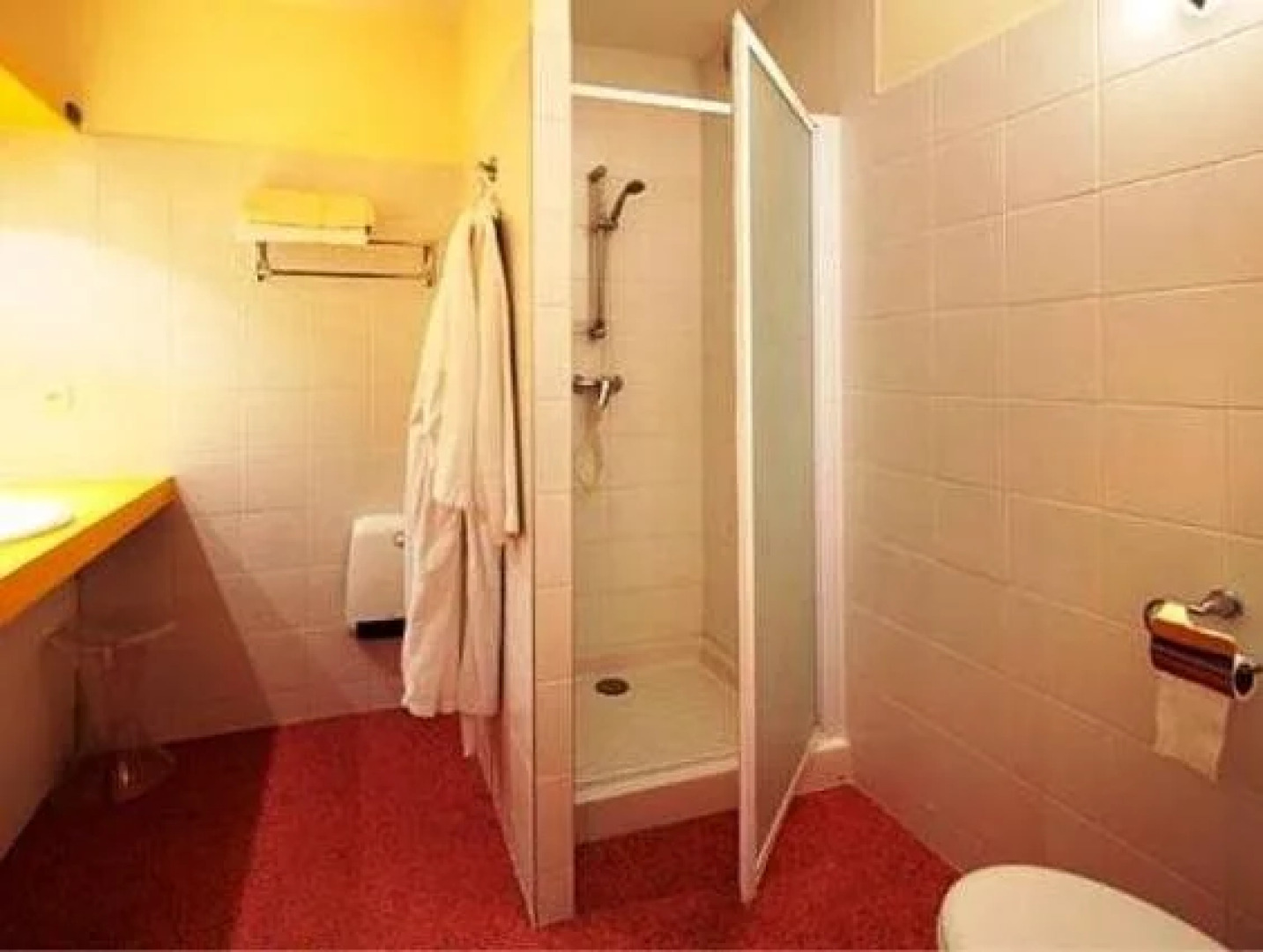 Hôtel Restaurant Besson La Taverne