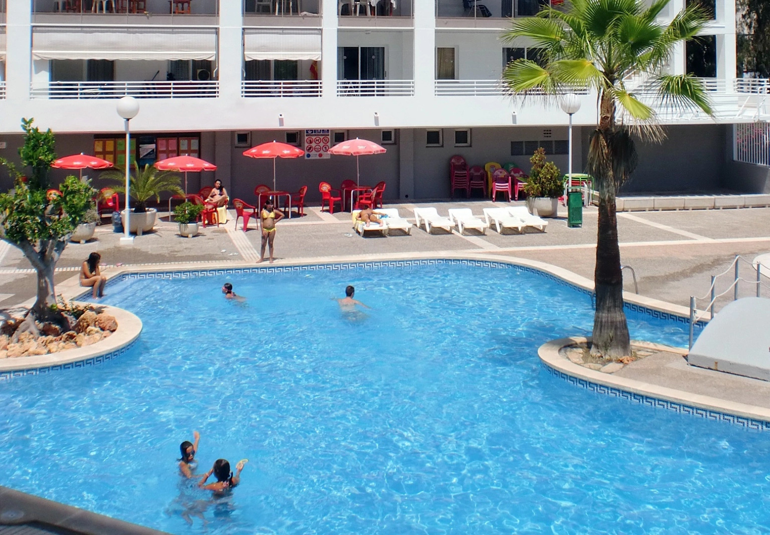 Royal Apartamentos Rentalmar