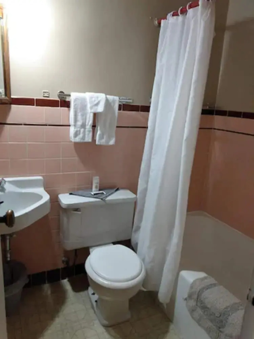 Midwest Country Inn
