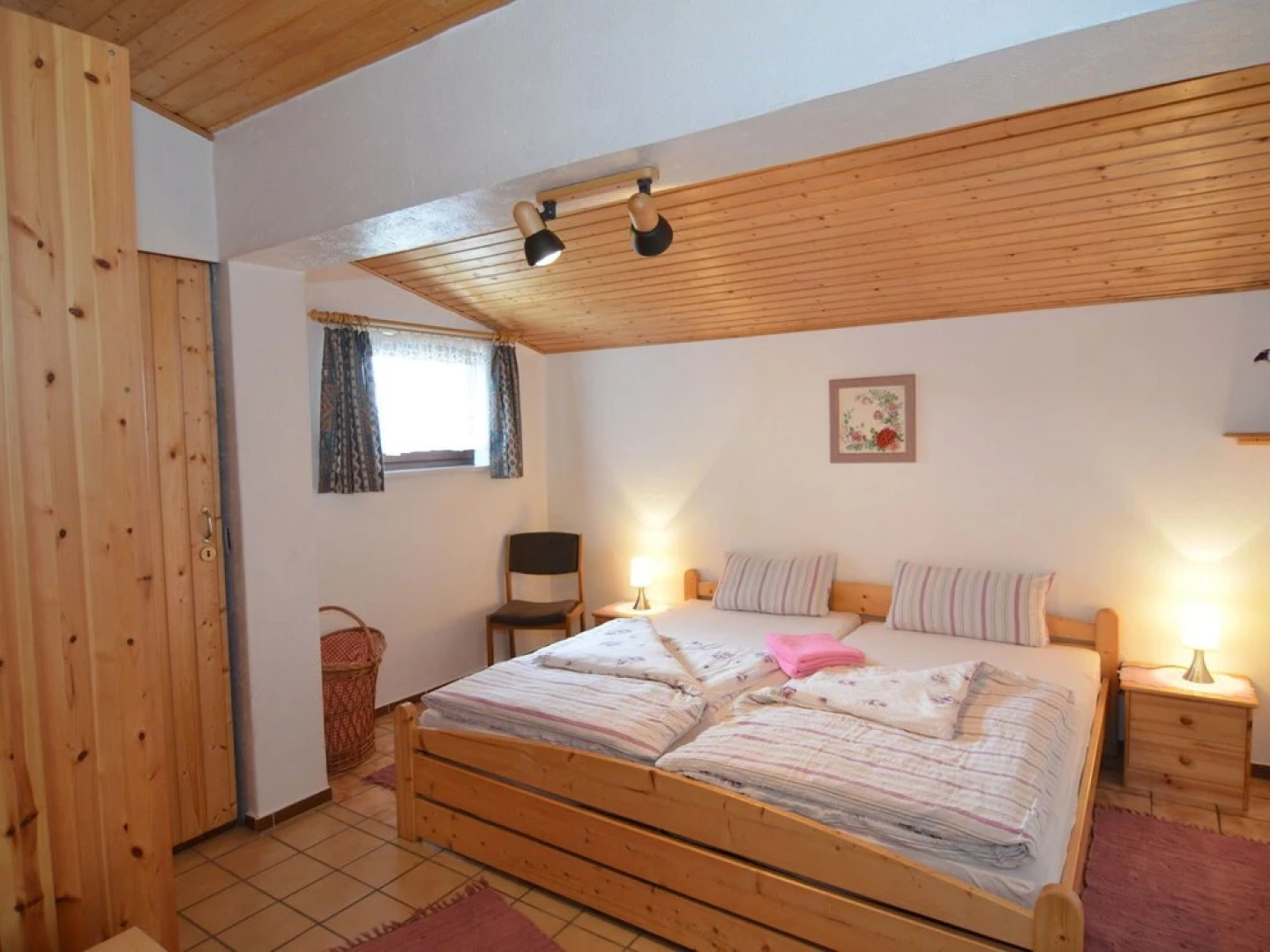 Attractive Holiday Home in Frielendorf with Fenced Garden