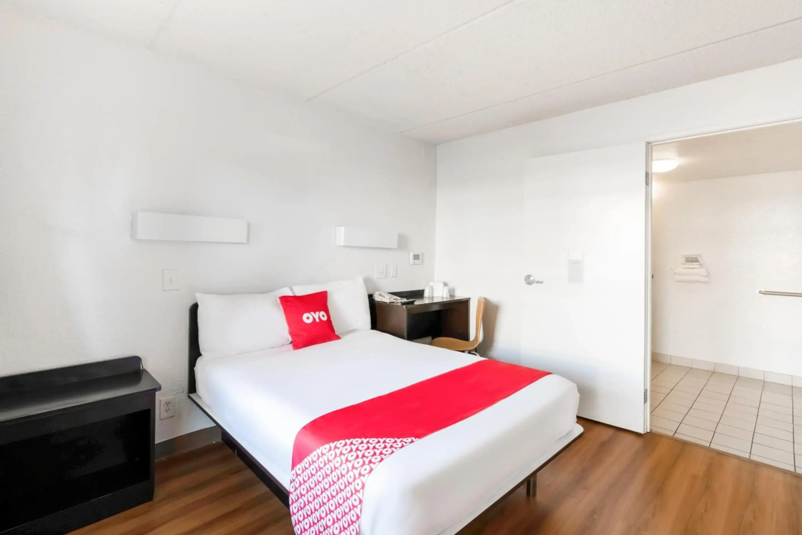 Holiday Inn Express Hotel & Suites Helena