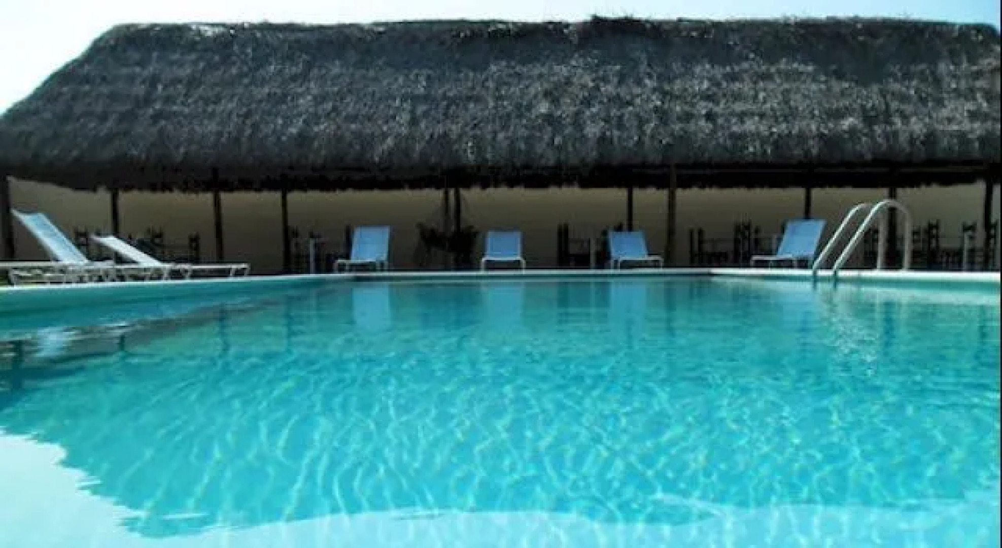 Hotel La Roca Natural