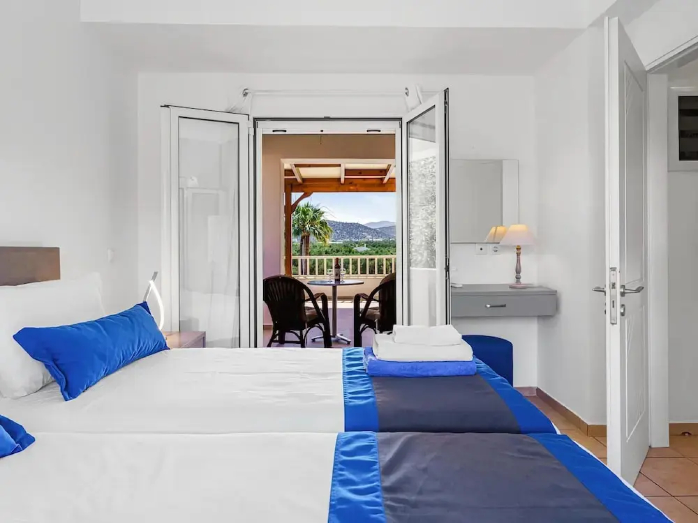 Villa in Epano Sisi Near Child-friendly Beach