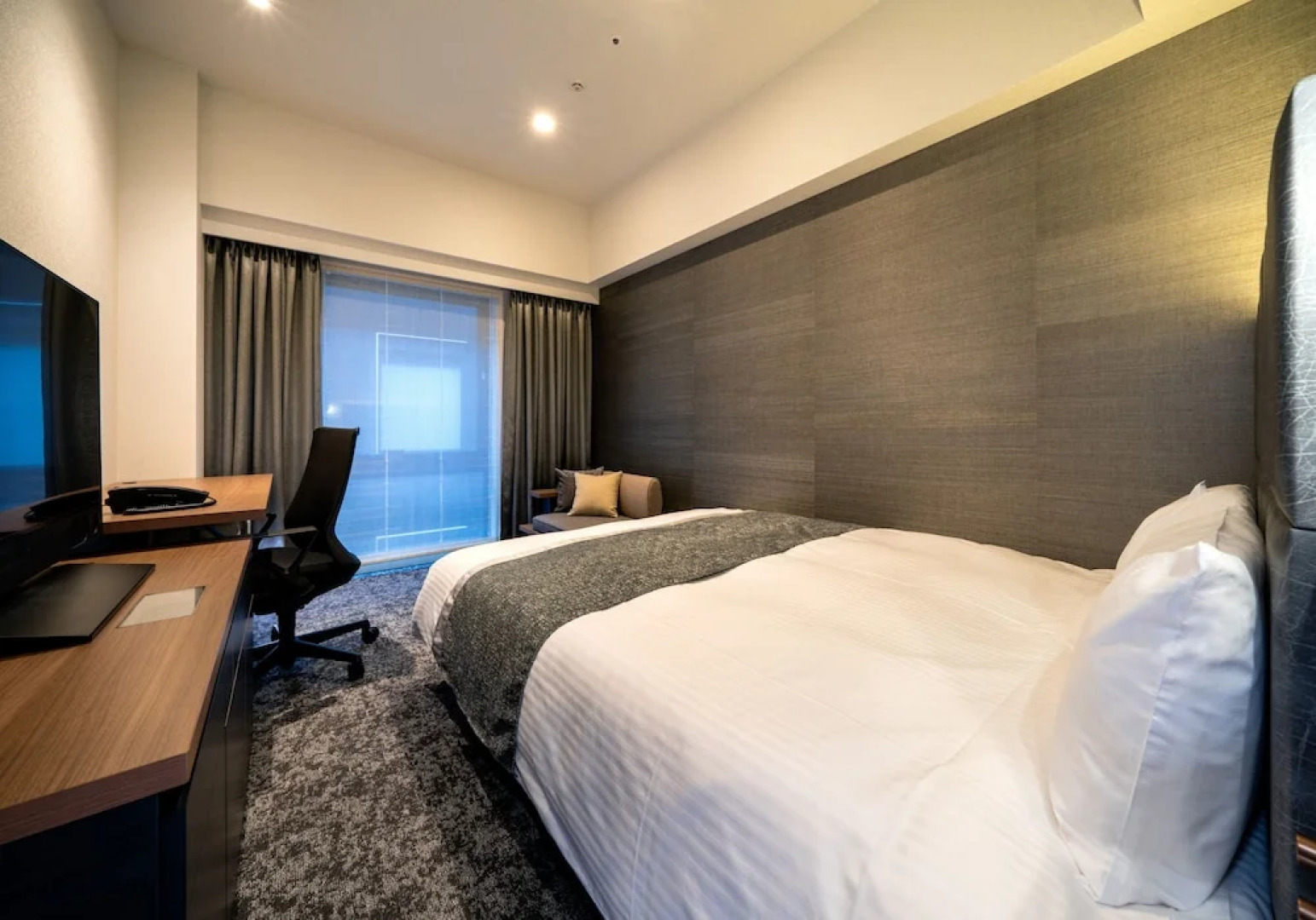 Отель Daiwa Roynet Hotel Tokyo Kyobashi PREMIER