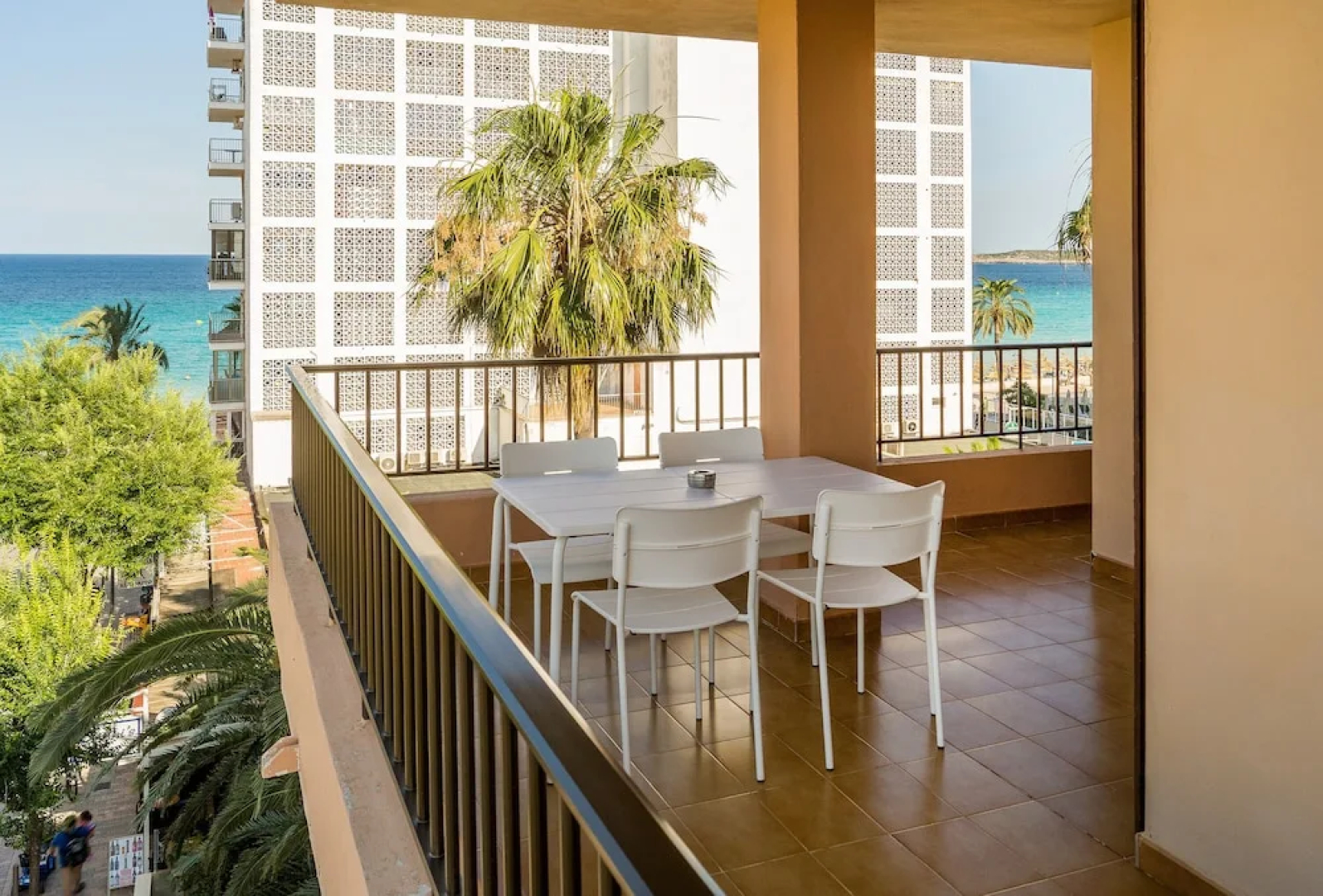 Apartamentos Alamos