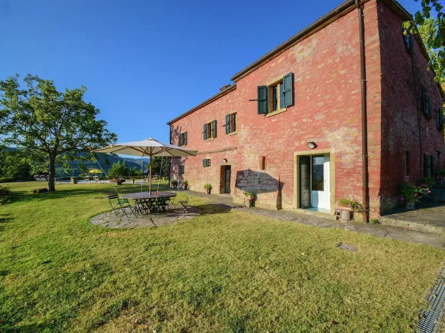 Sprawling Villa With Breathtaking Views In Emilia-Romagna