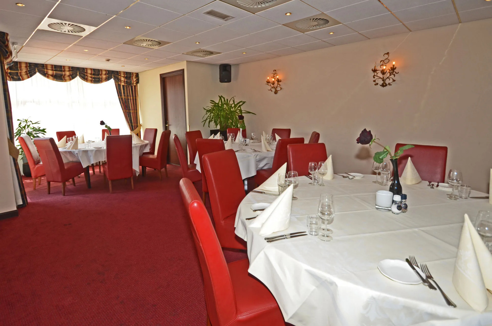 Fletcher Familiehotel De Hunzebergen