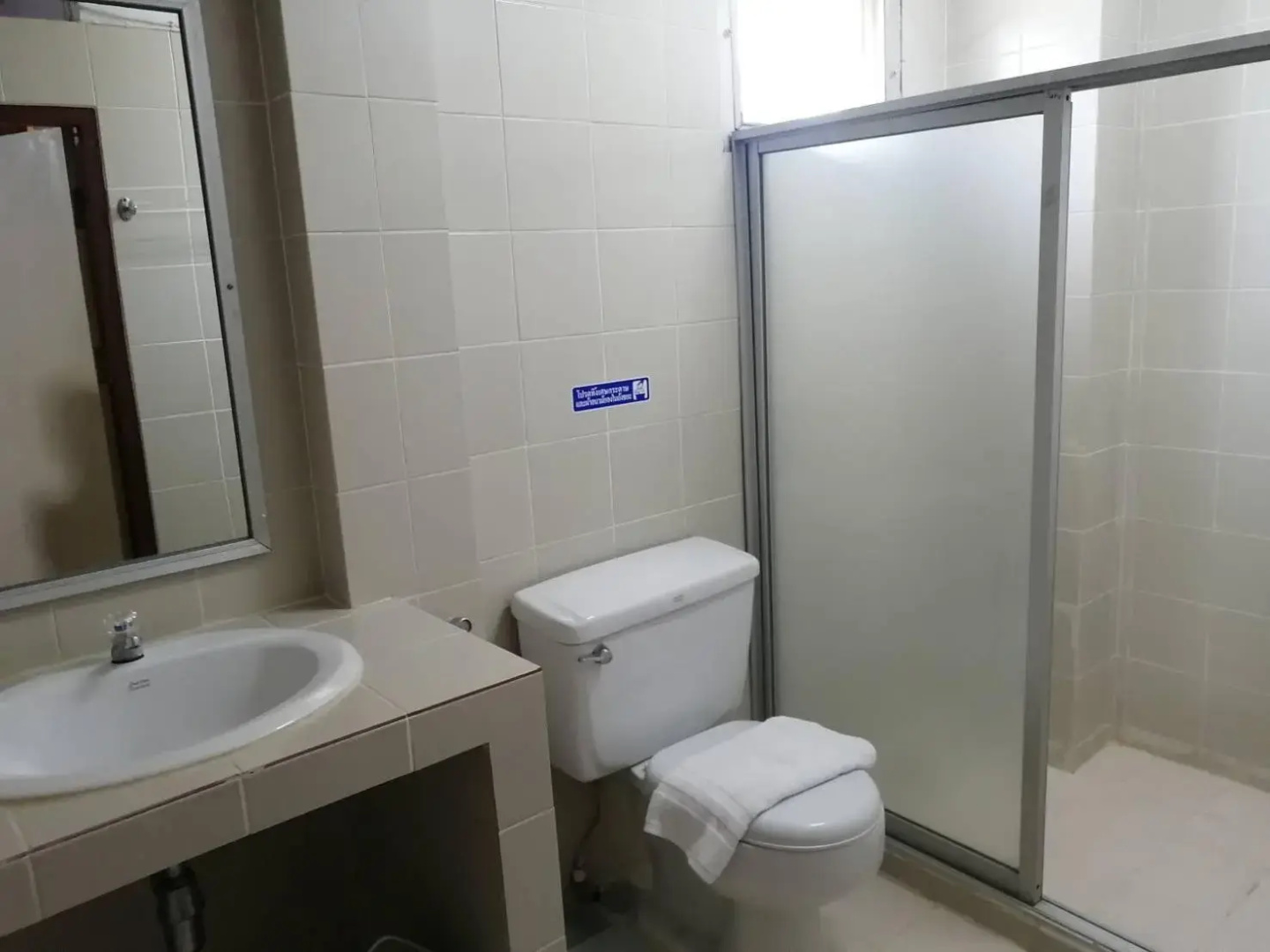 Beachfront Hotel Cha Am