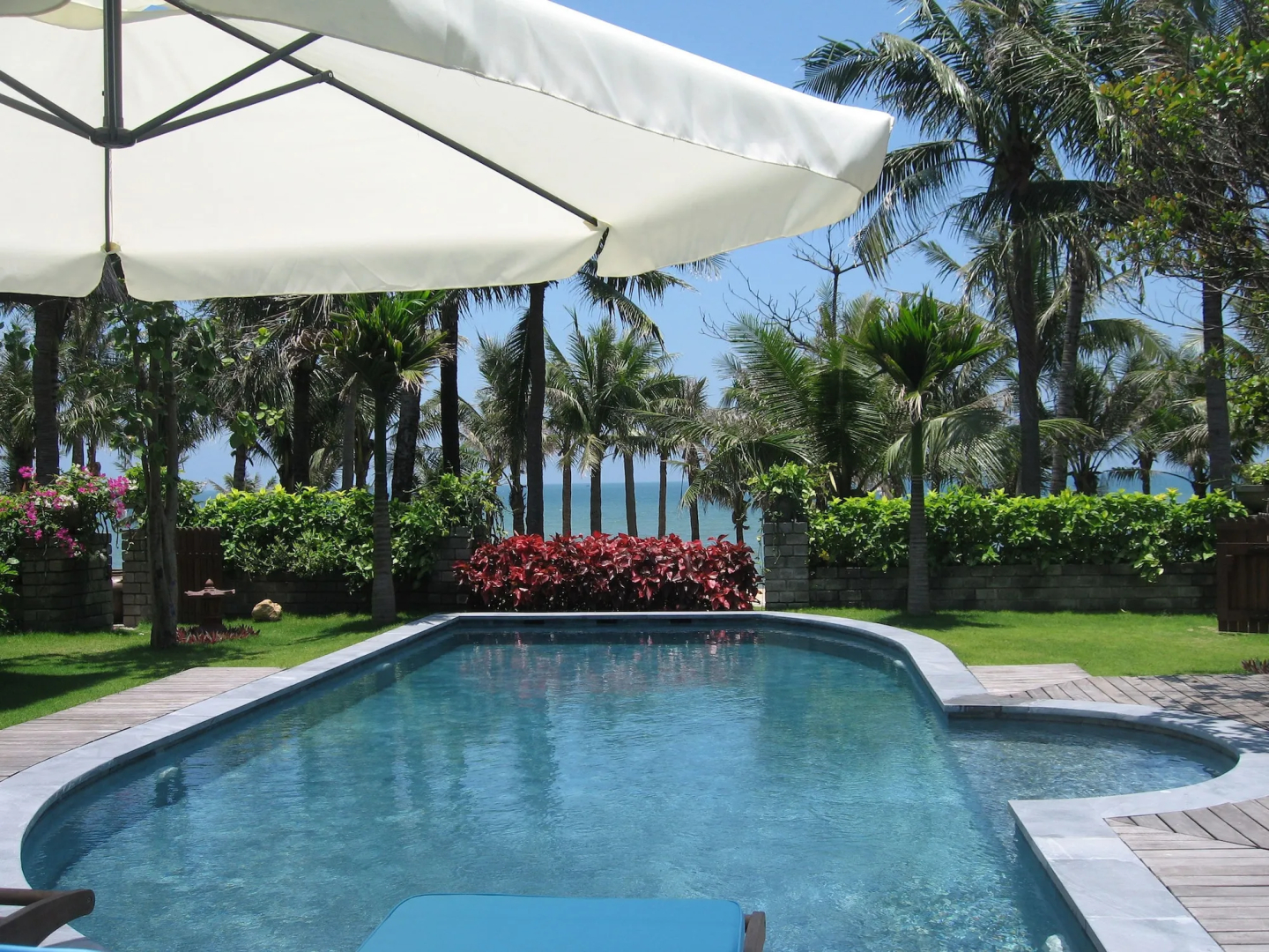 Sun Spa Resort & Villas