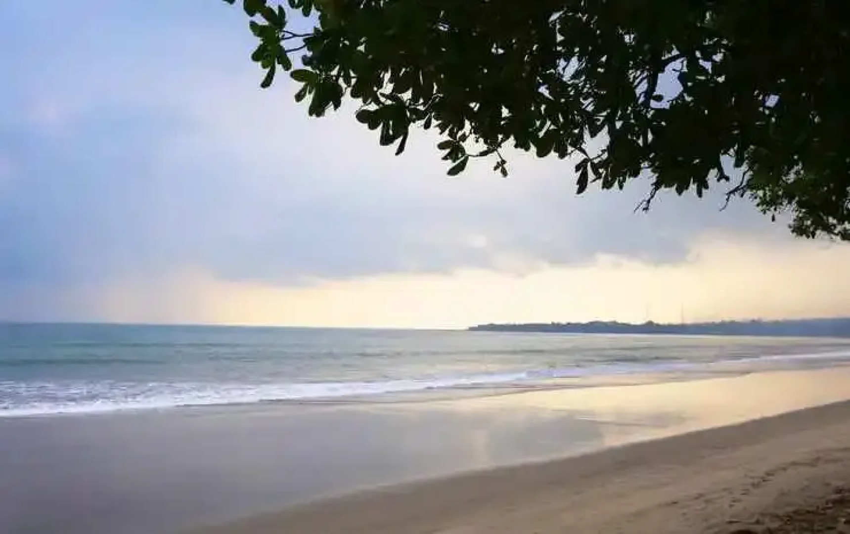 Krakatau Surf Carita