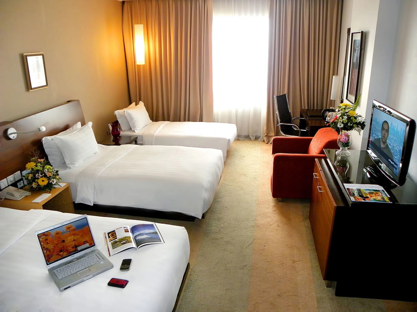 Gumaya Tower Hotel Semarang