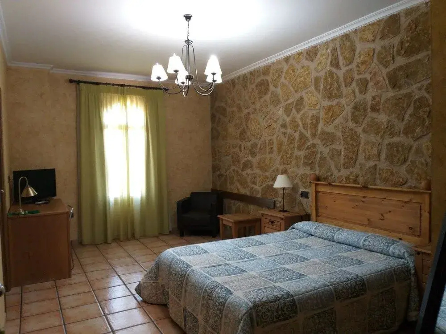 Hotel Viñedos y Bodegas El Castillo