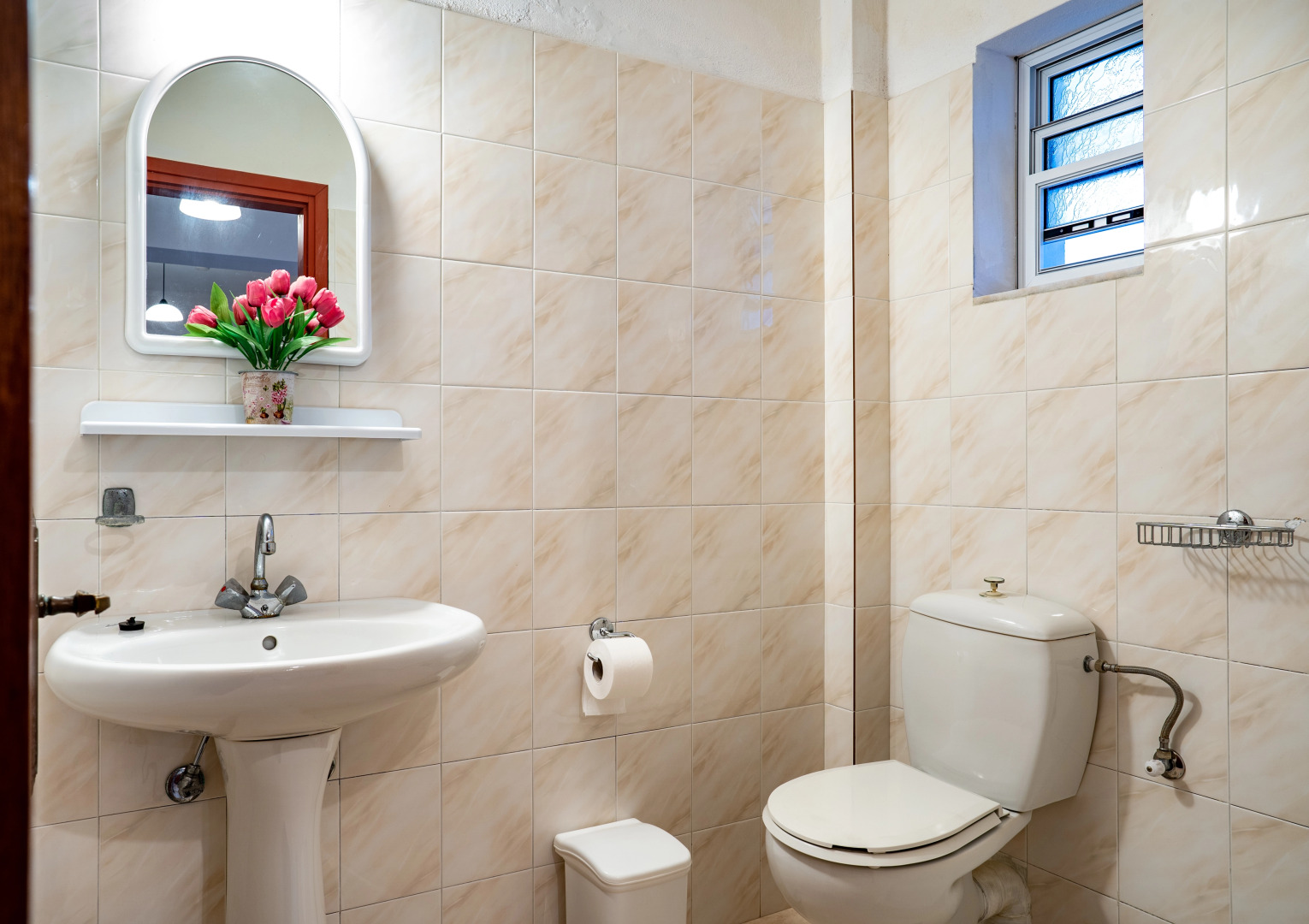 Antonis Apartments Pool Bar