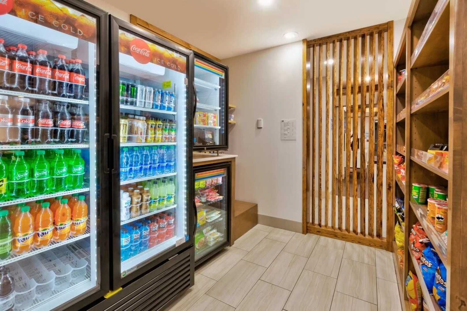 Holiday Inn Express & Suites Milan – Sandusky Area