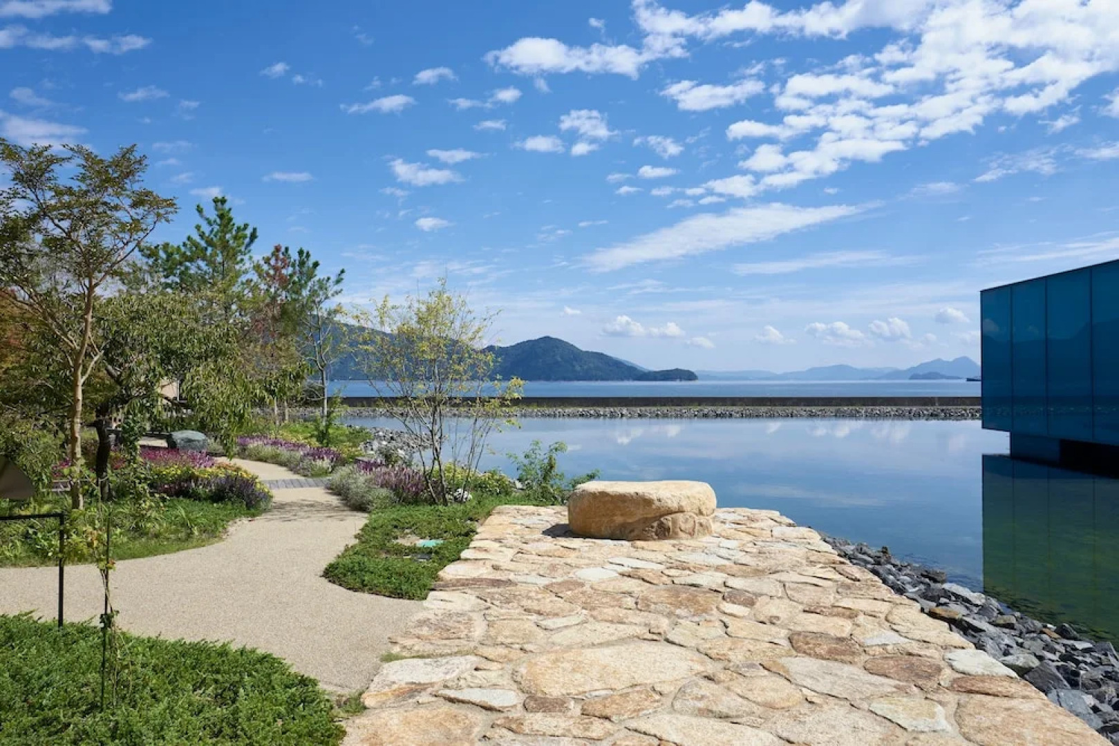 Simose Art Garden Villa