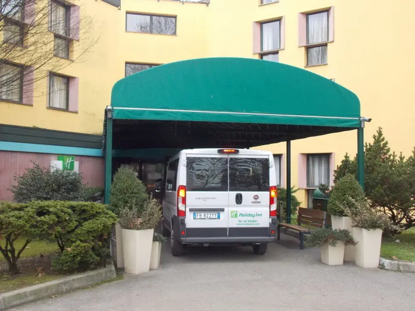 Holiday Inn Airport