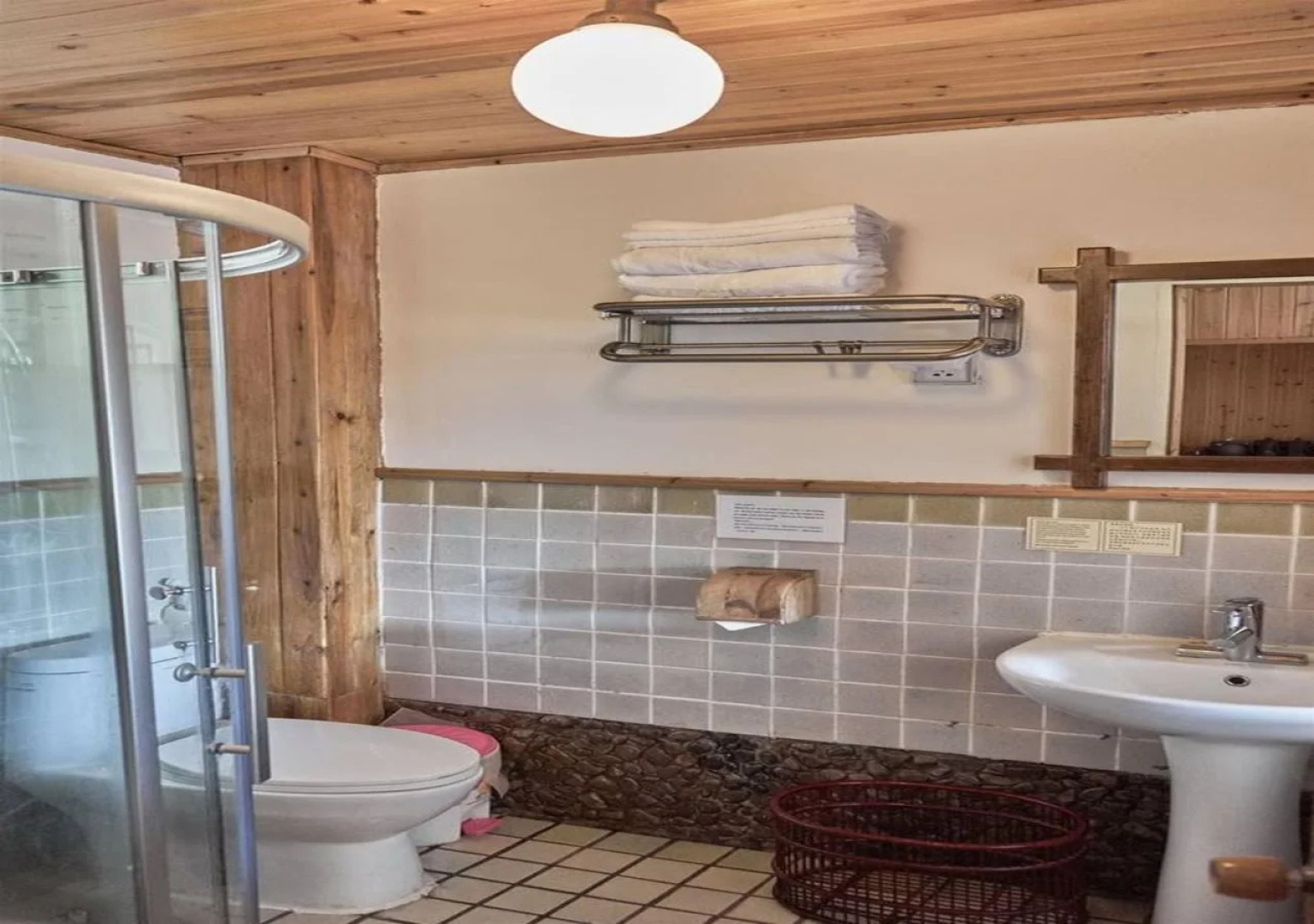 Yangshuo Mountain Retreat