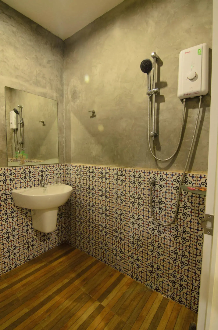 Room Hostel at Phuket Airport
