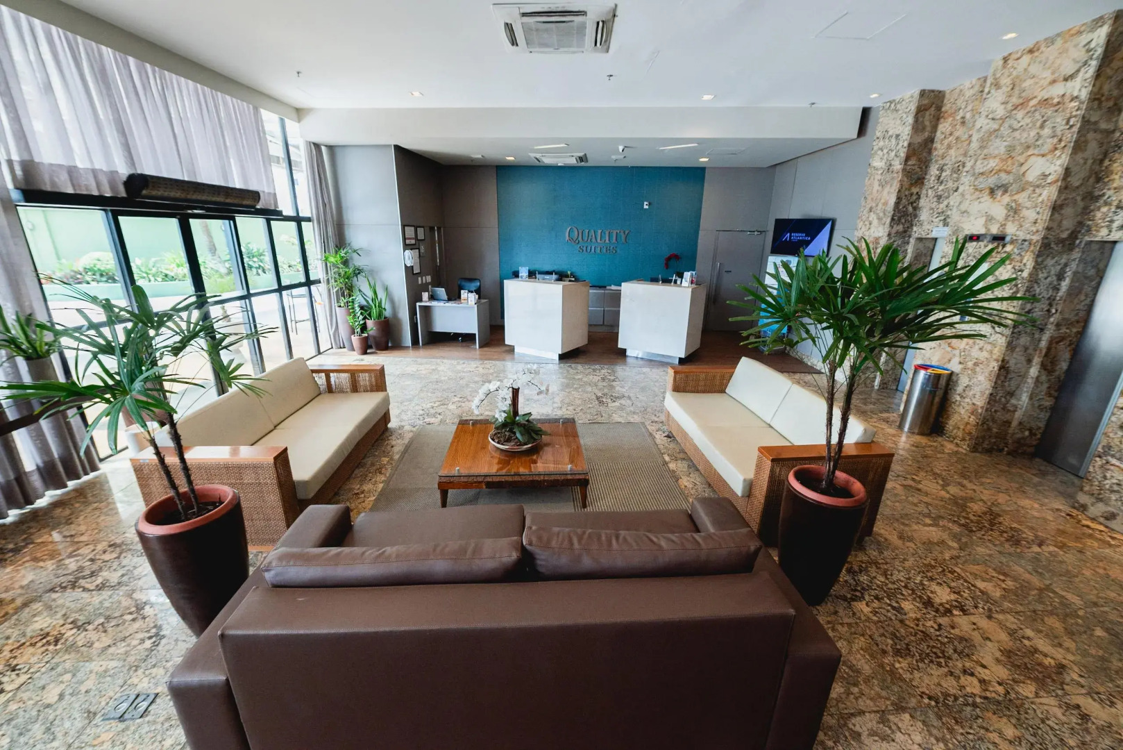Quality Hotel And Suites Natal