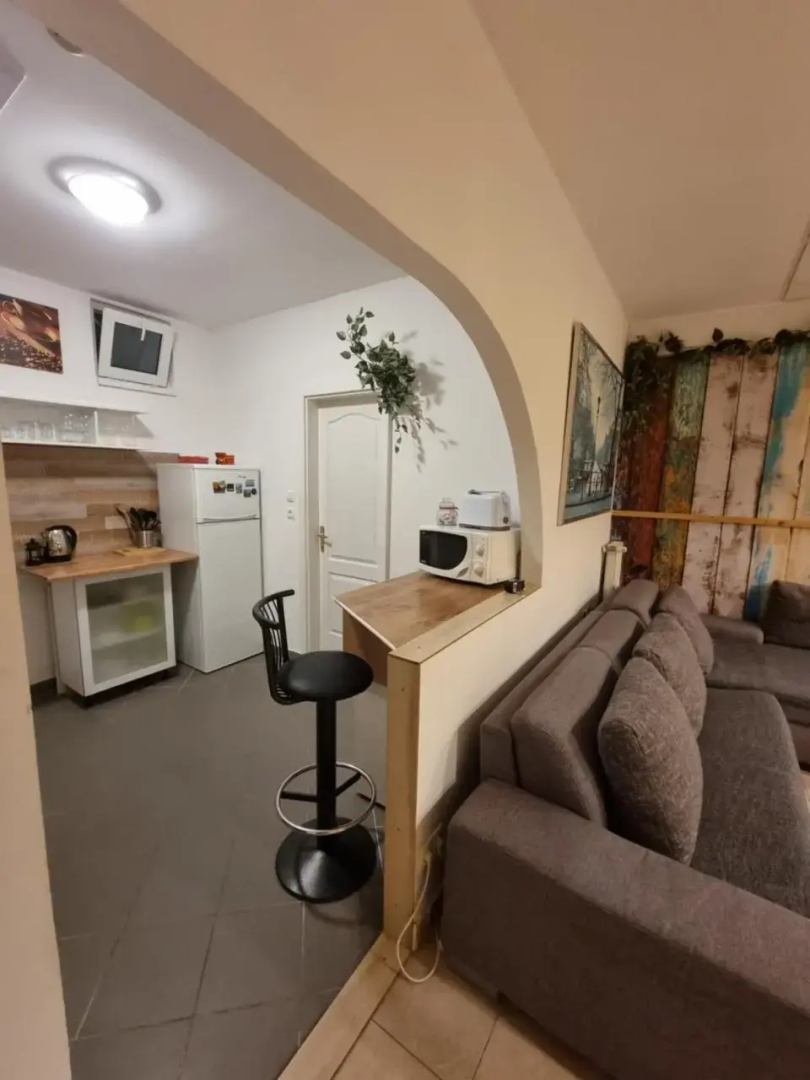 Viktria Vzparti Medencs Apartman