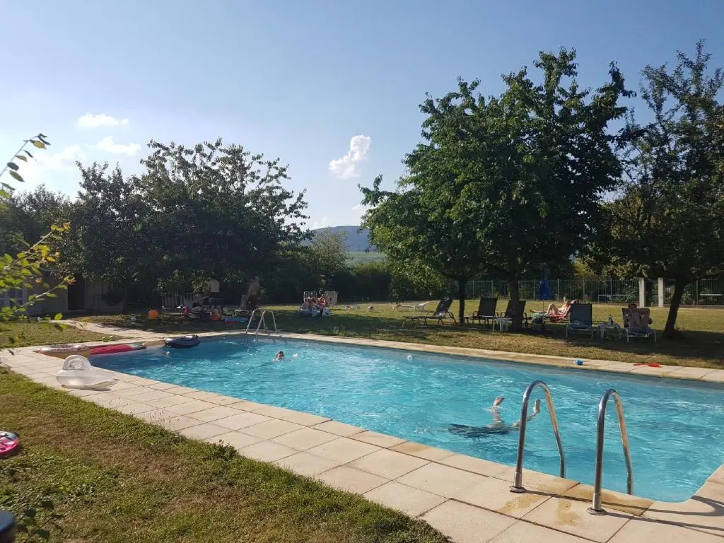 Kanzel Suites Residences