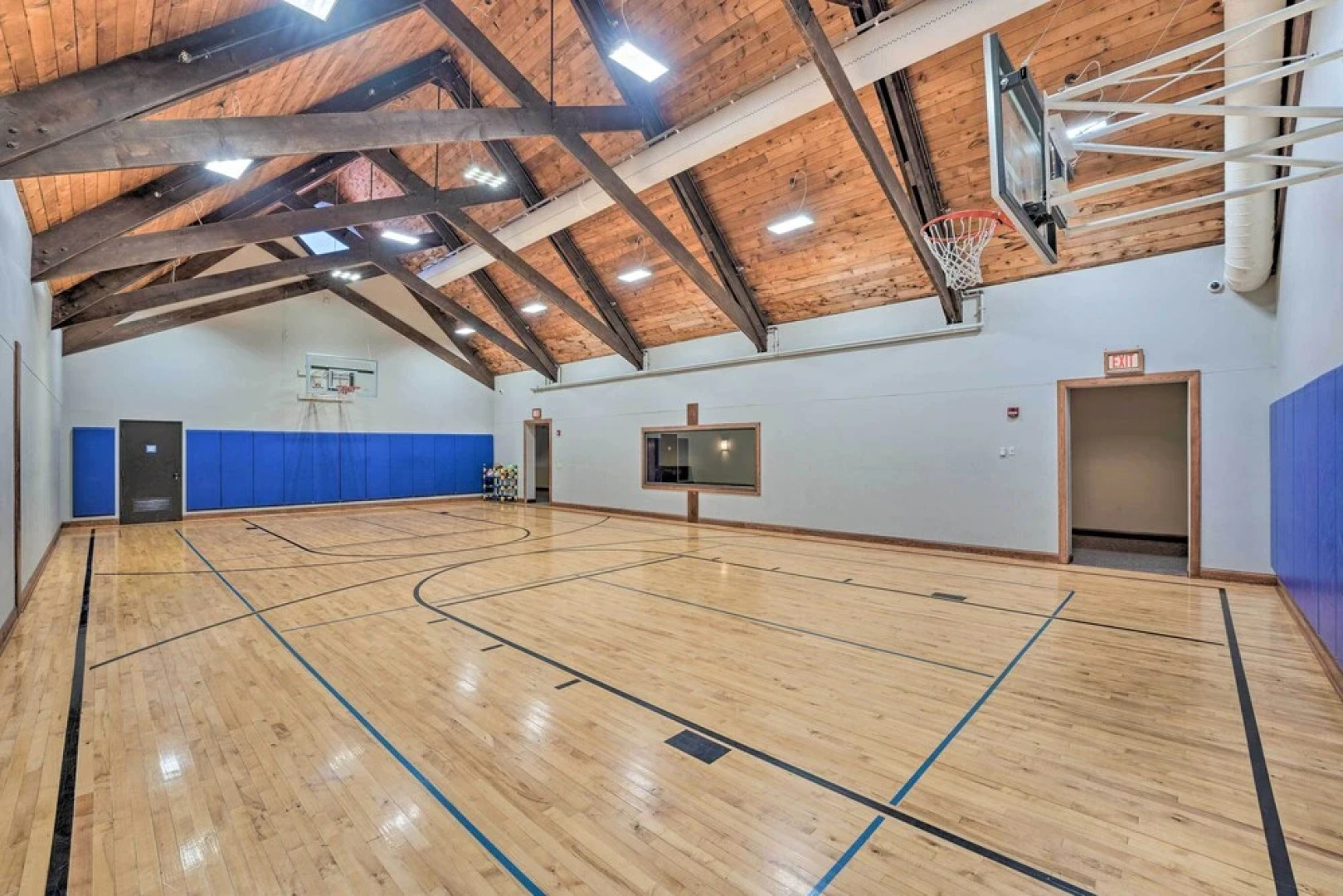 Family-friendly Galena Townhome w/ Community Pools