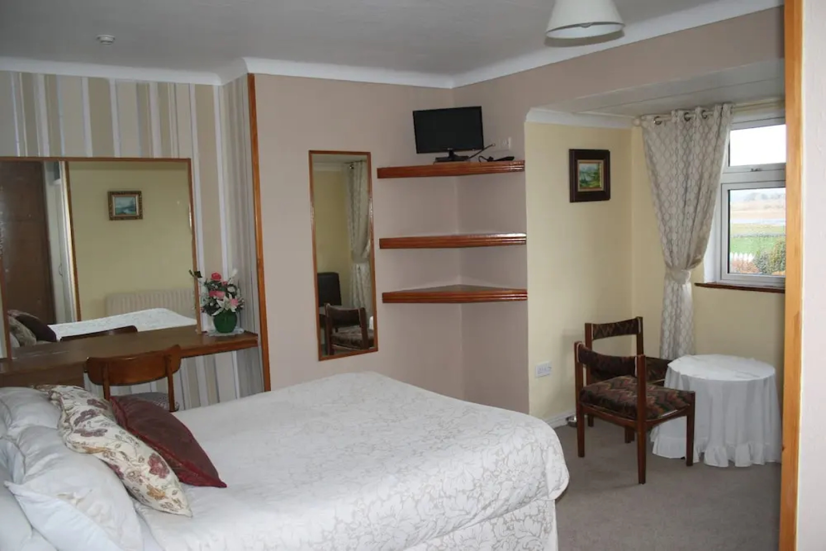 Corrib Wave Guesthouse