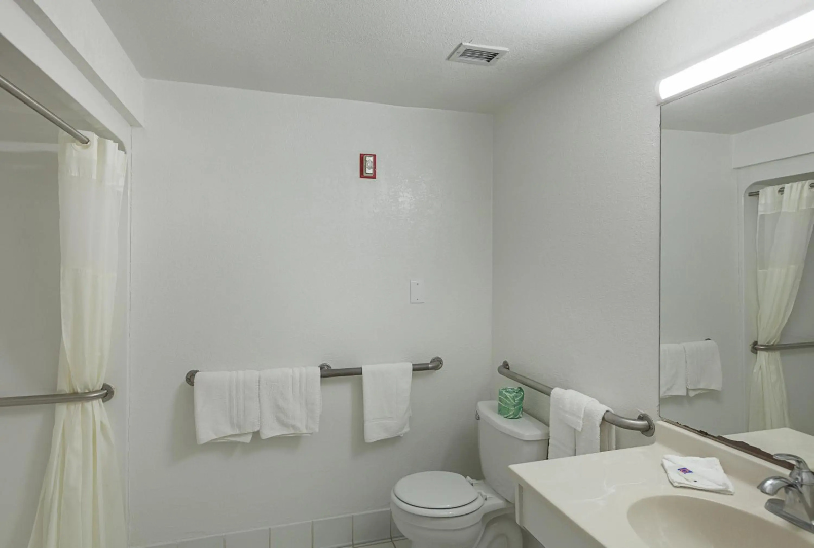 Motel 6 Bedford, TX - Fort Worth