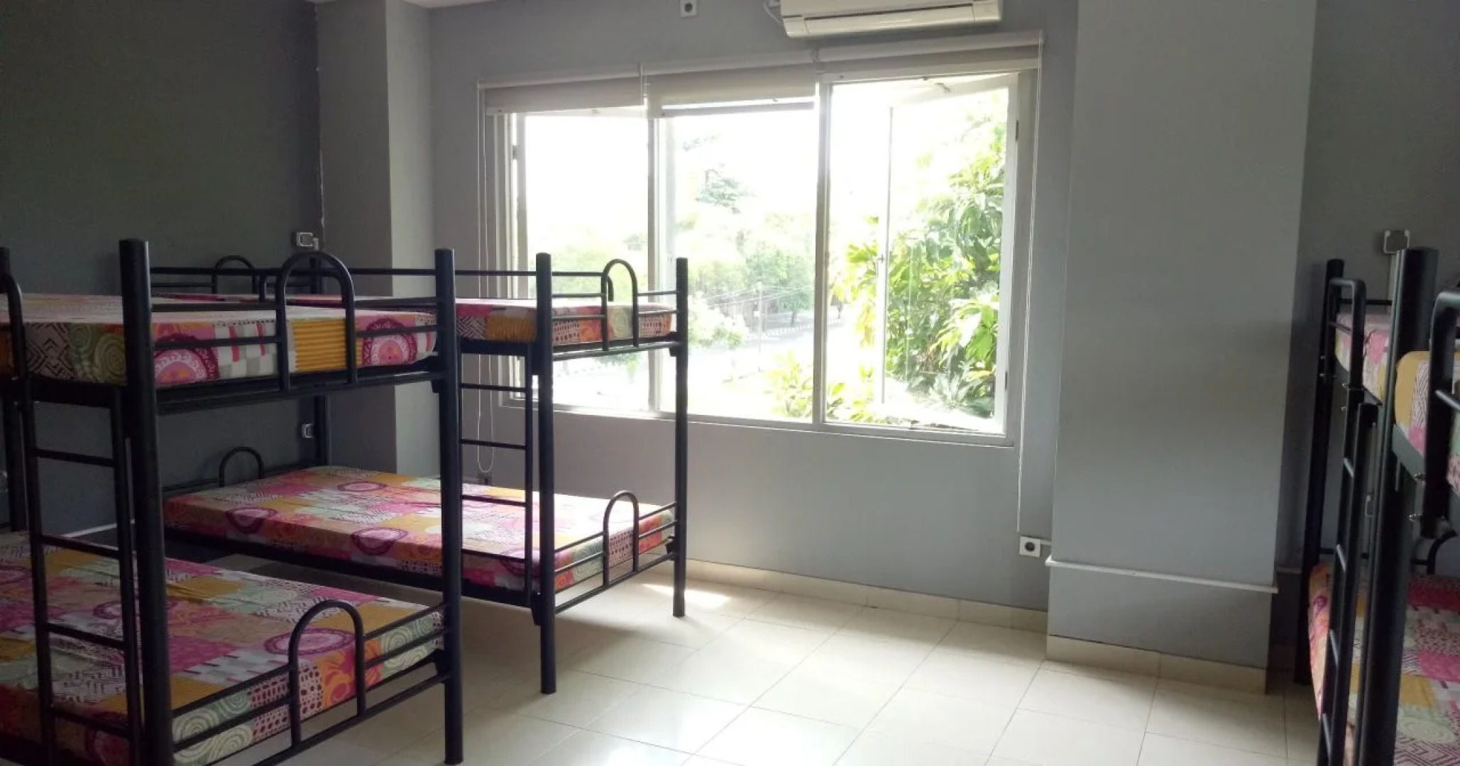 Footprints Backpacker