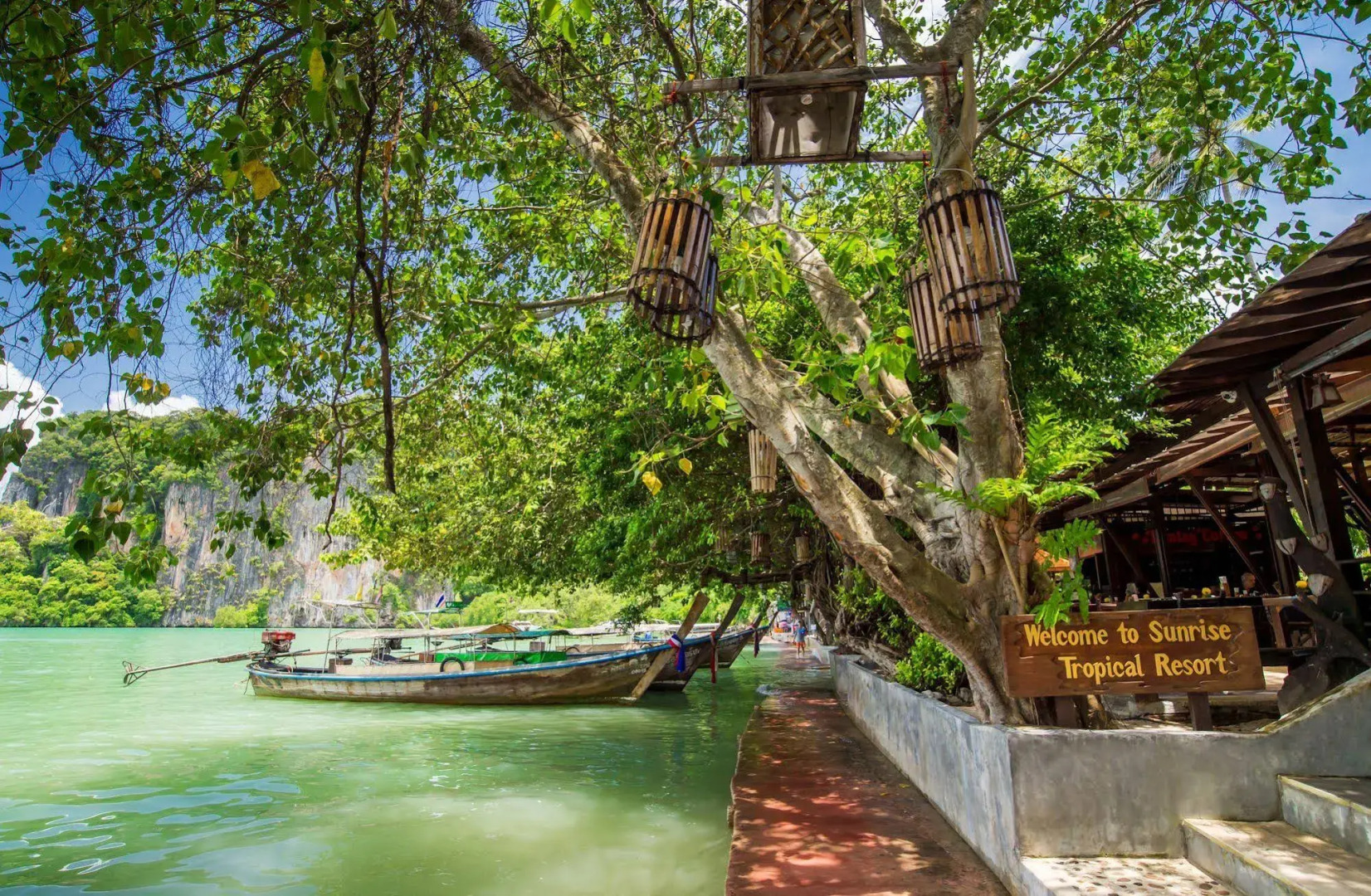 Sunrise Tropical Resort