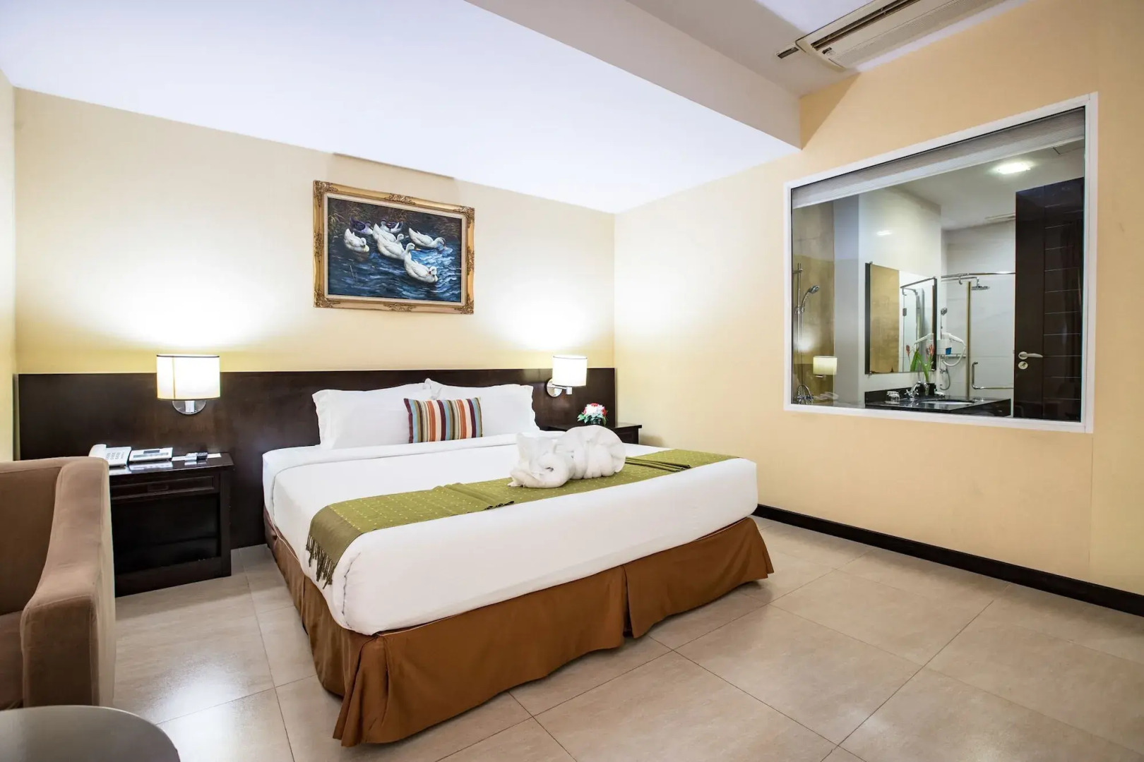 Leaves Valley Resort