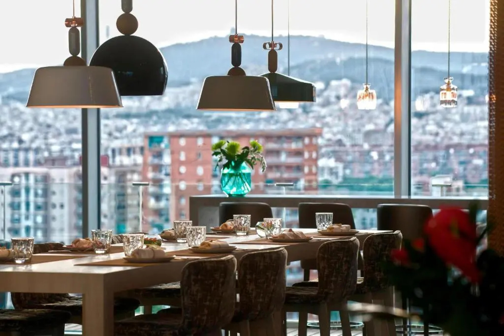 Отель Leonardo Royal Barcelona Forum