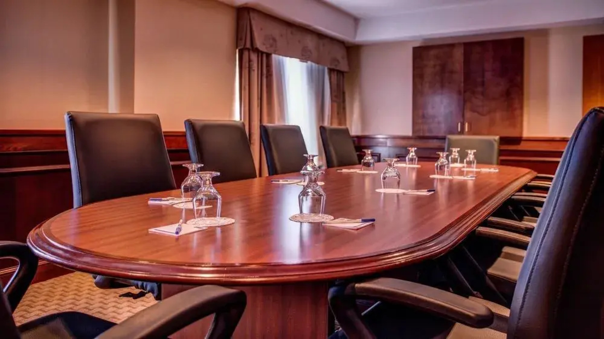 Holiday Inn Express Hotel & Suites Amherst-Hadley, MA