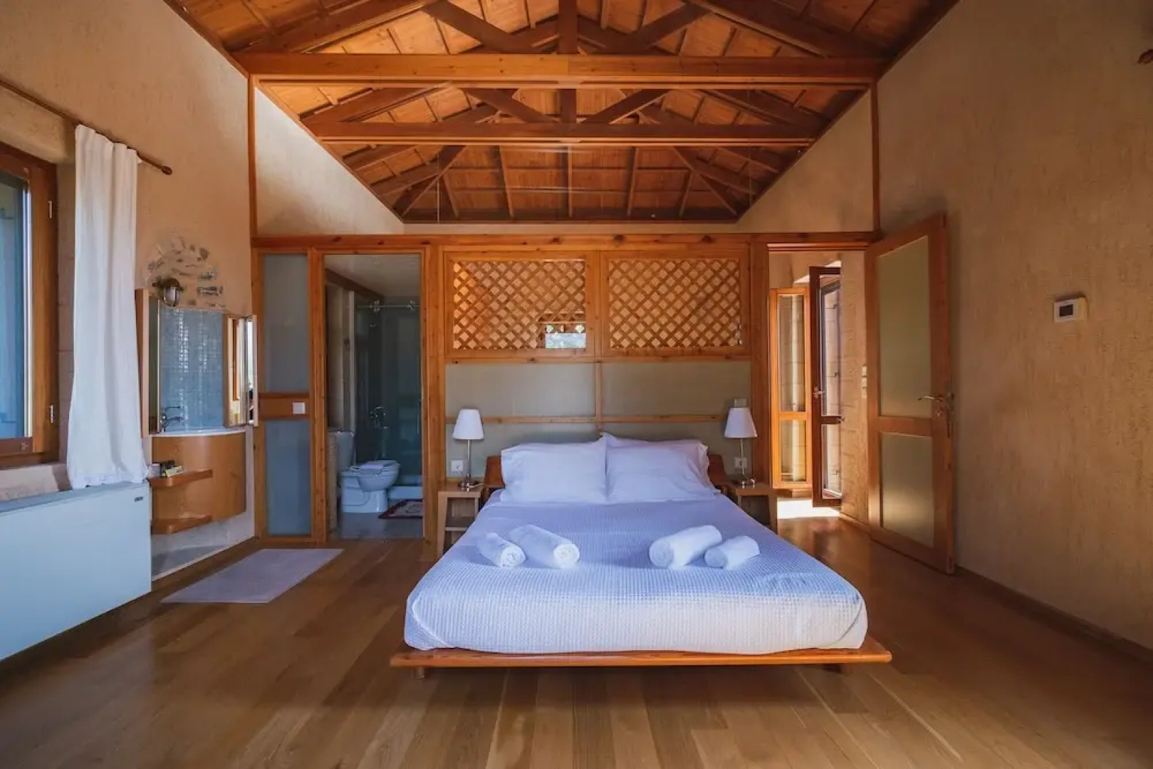 Villa Kalogra - Natural Habitat w. Views