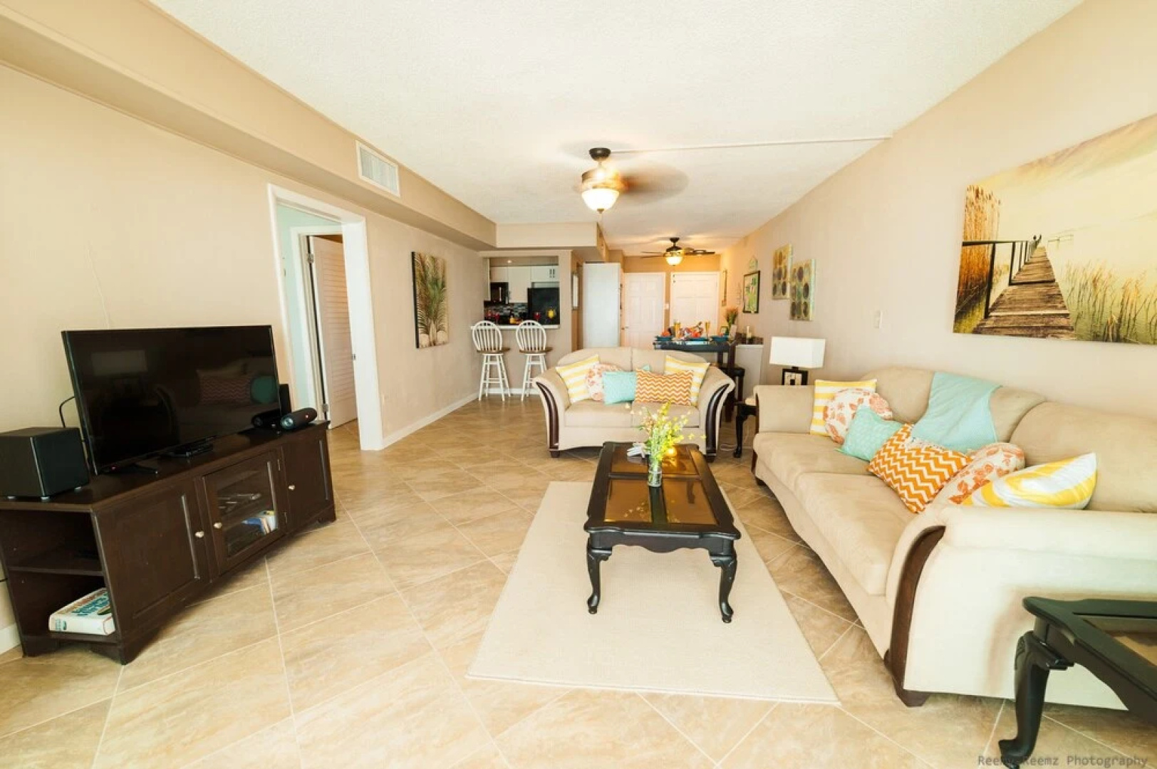 Gorgeous Ocean Views! Welcome to Bella Breeze! BeachFront 2BR 2BA