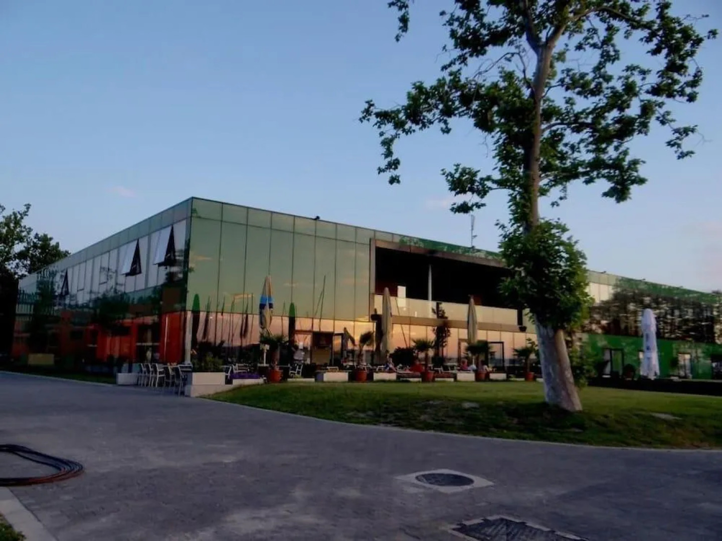 BL YachtClub & Apartments