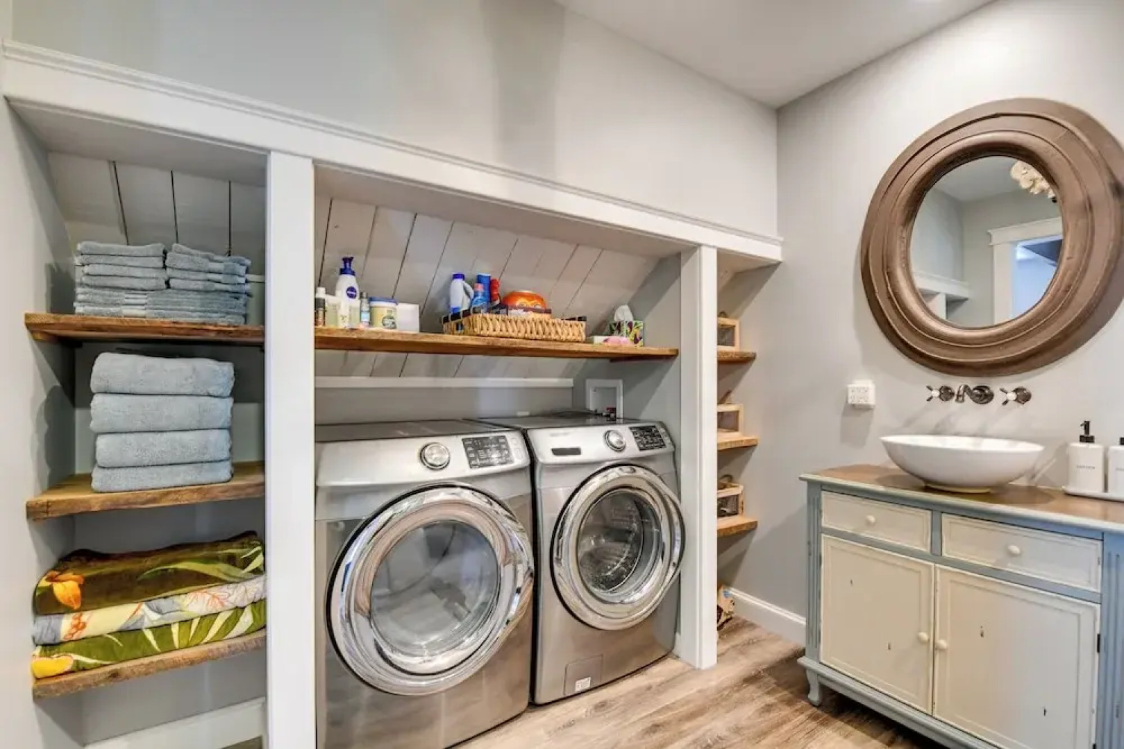 All-season Warren Condo Near Sugarbush Resort!