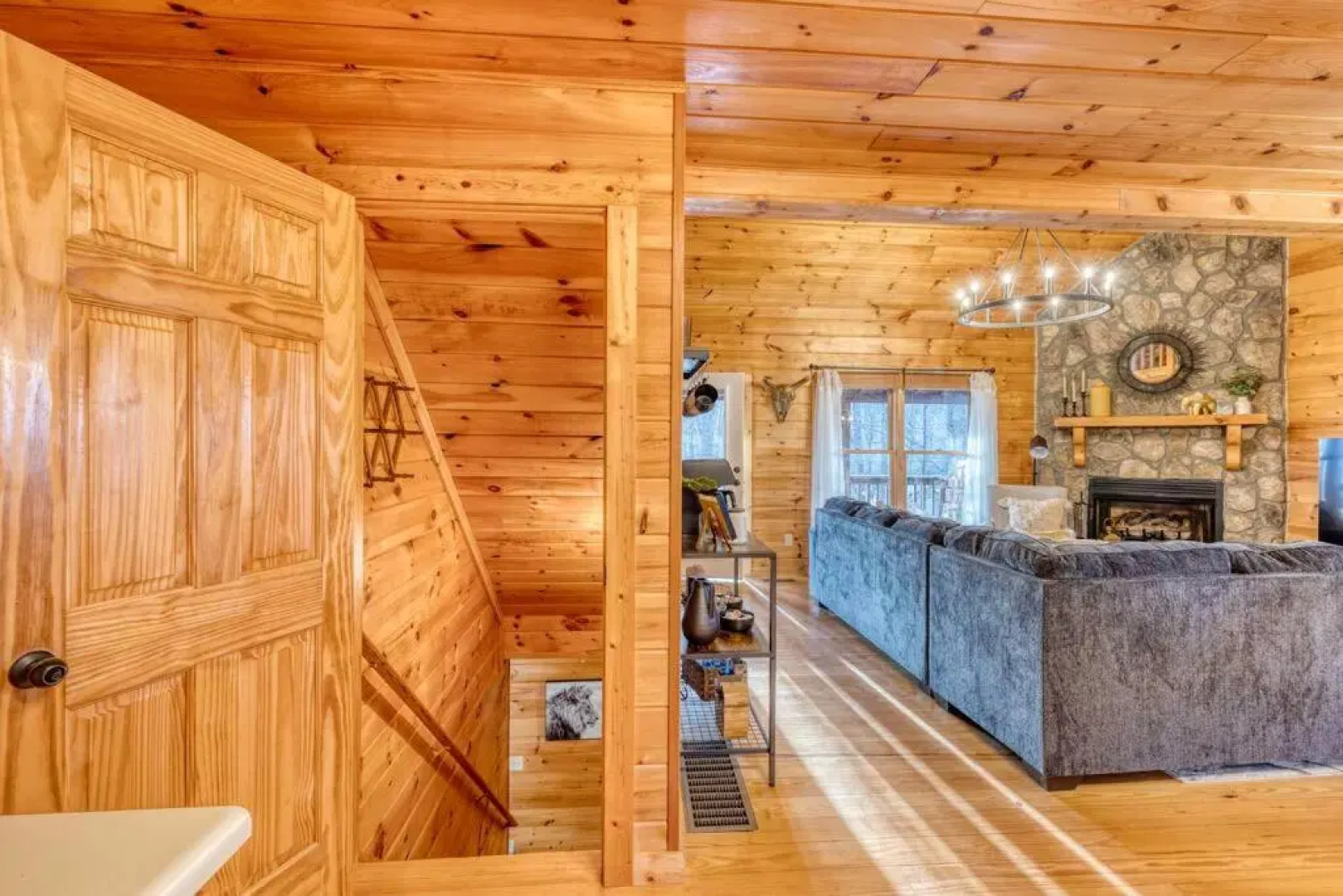 MTN Cabin Sleeps 10 - 5 Mins To Fishing & Camping