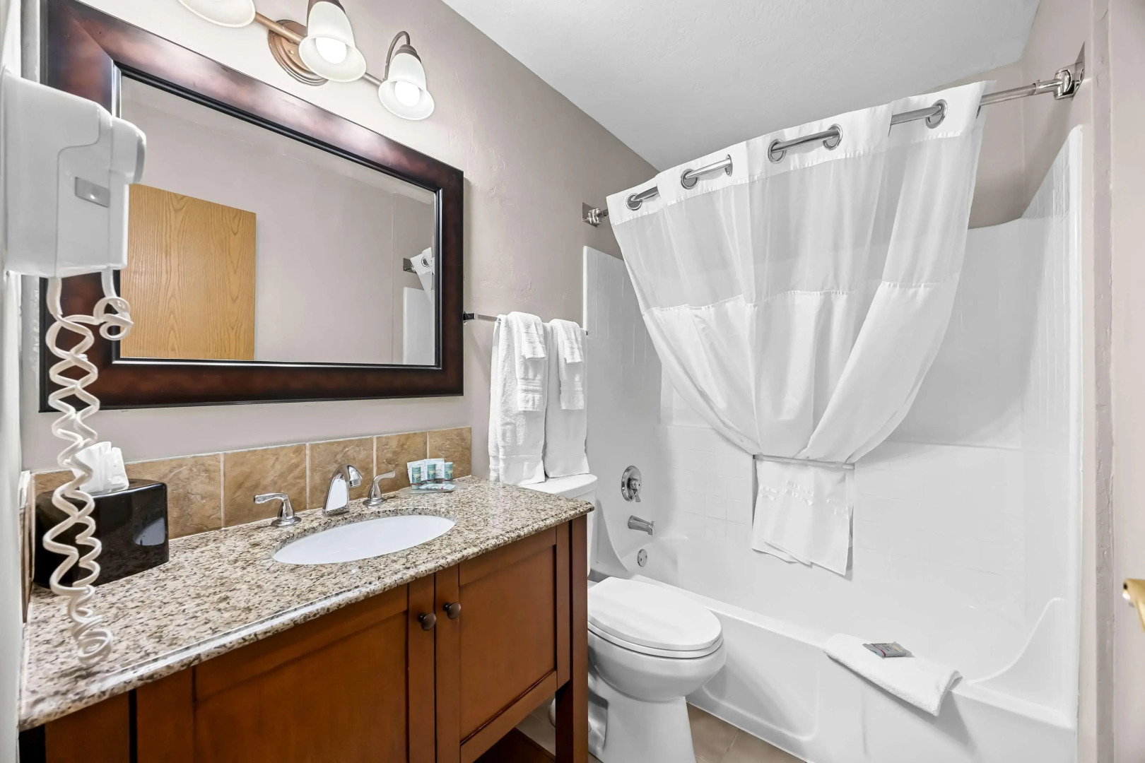 Best Western Inn At The Rogue