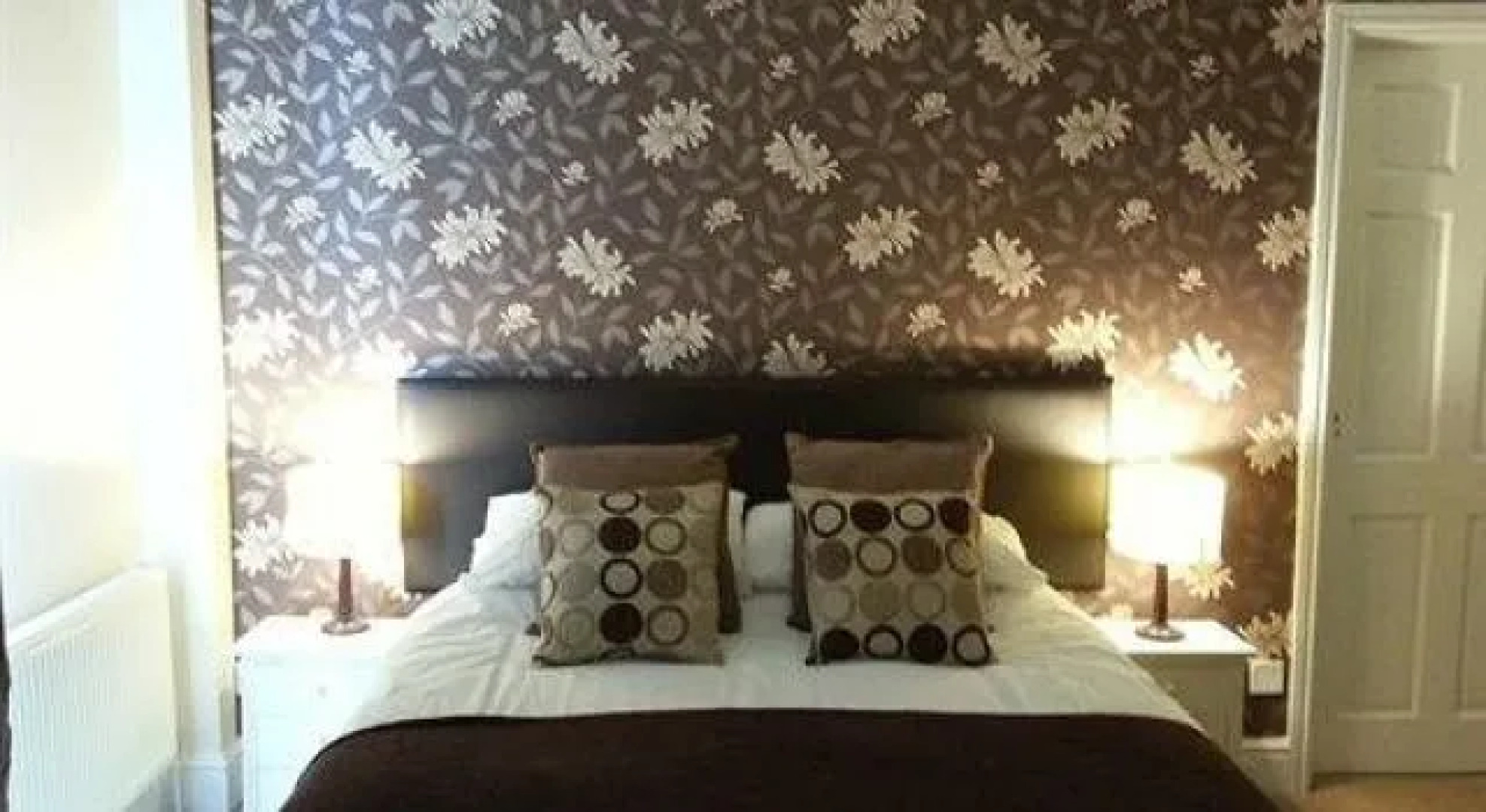 Gwesty Ty Gorsaf Hotel