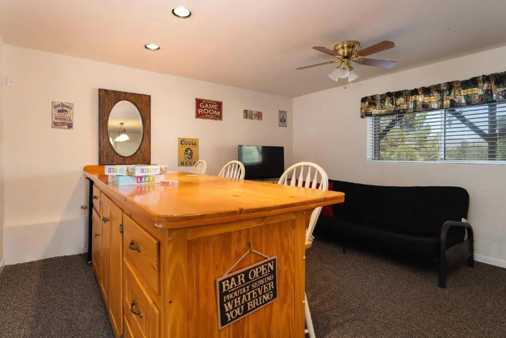 Cozy Family House + Full Game Room