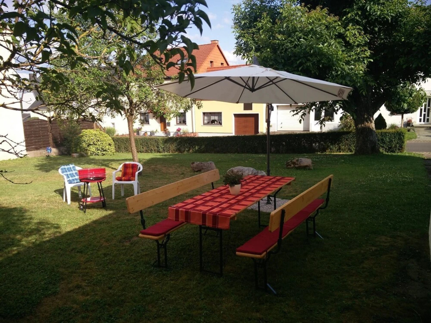 Spacious Holiday Home in Schillingen with Garden