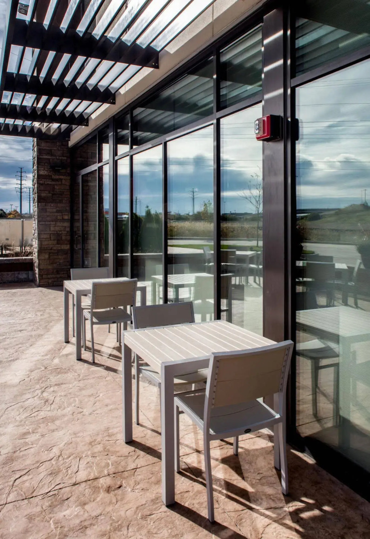 Holiday Inn Express & Suites East Peoria - Riverfront by IHG