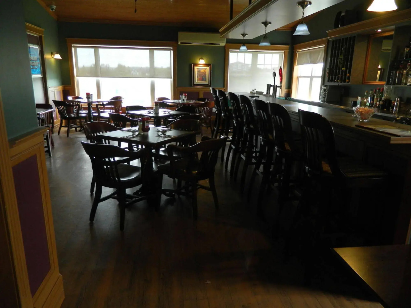 Hilltop Motel & Restaurant